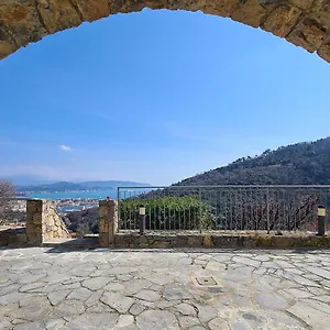 La Pietra , La Spezia Italia