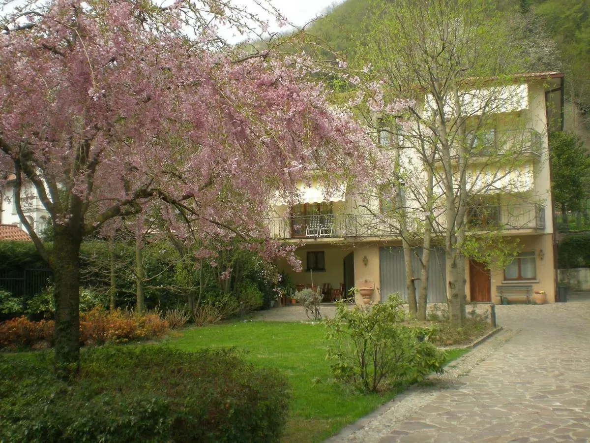 Shabby House Donatella Appartement Carenno